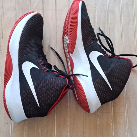 Nike Air Precision NBK Basketball Sport Tennis Shoes size 8 Blk University Red - Picture 9 of 12